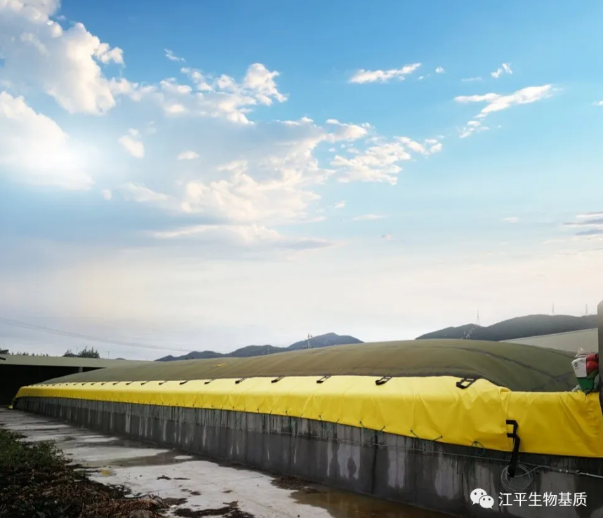 5fb4bf5cb7200.png 图片.png